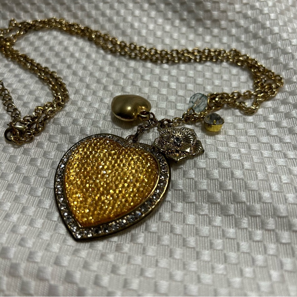 Extra long chain with heart pendant necklace